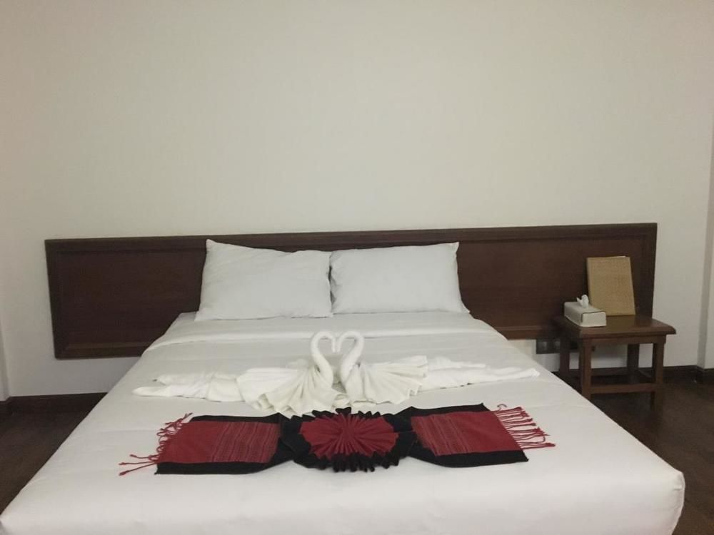 嘉玛德维皇后酒店 毛淡棉 外观 照片